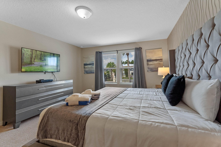 Bedroom 3, 117 JW - 5BR Resort Townhome: Private Pool, Polk
