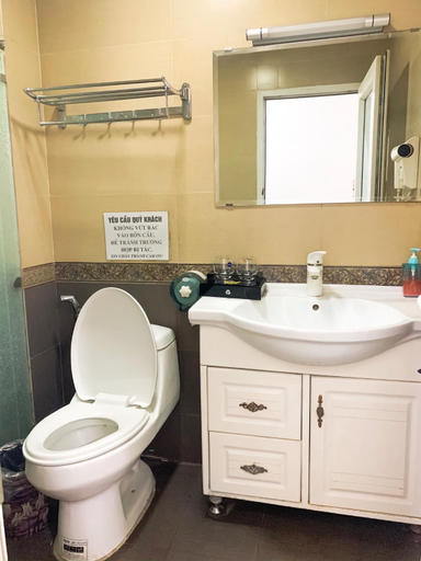 Bathroom 4, Hanoi Star Hotel, Đống Đa