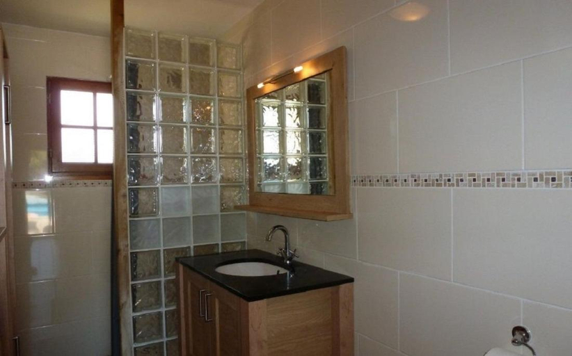 Bedroom 2, La Villa du Payre, proche mer et piscine chauffee, Vendée