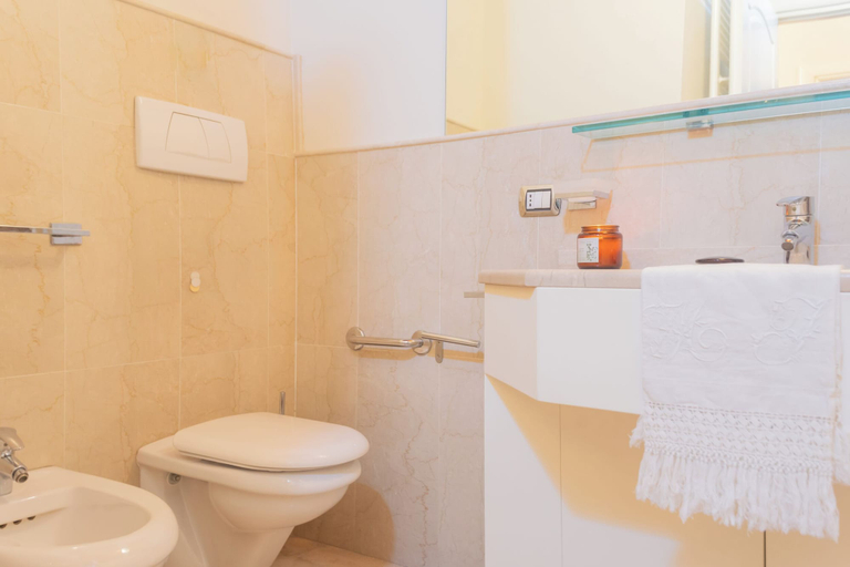 Bathroom 3, Residenza Dolce Lago by Rent all Como, Como