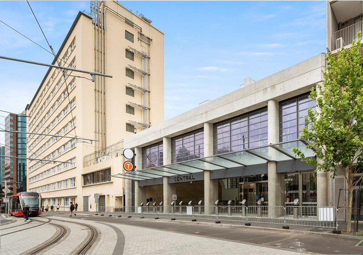 Central stylish 1 bedroom with balcony and air-con, Sydney
