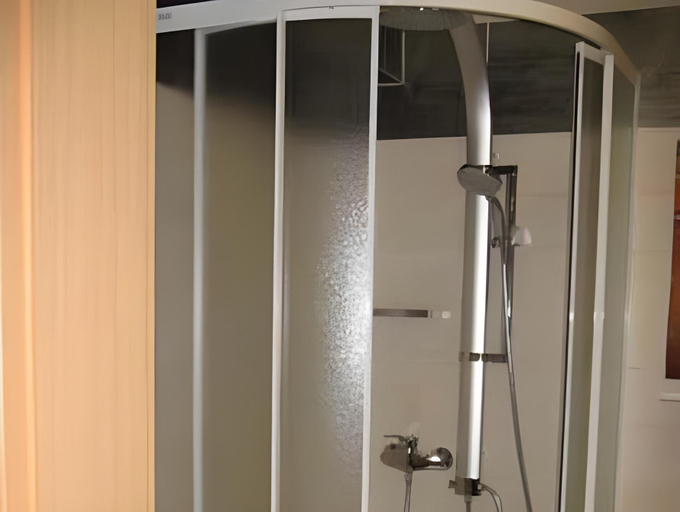 Bathroom 4, Pensjonat Fitness i Spa Gregor, Zielona