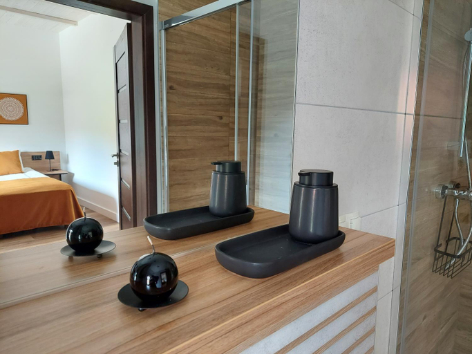 Bathroom 2, Willa Na Pstraznicy, Kłodzko