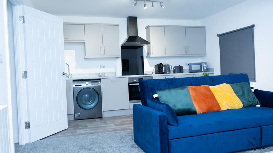 Guestroom, 1BR Sleeps 4, 3 mins from City centre & Local Gems, Staffordshire