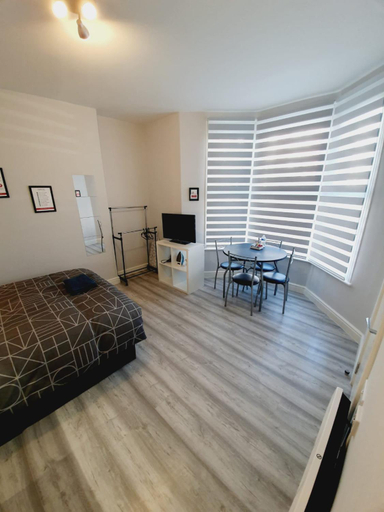 Others 3, Southend on Sea - Westcliff Studios - Great Location, Southend-on-Sea