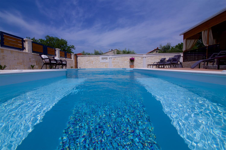 Others 3, Tomica Apartments with Pool, Biograd na Moru