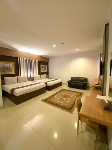 Bedroom 13