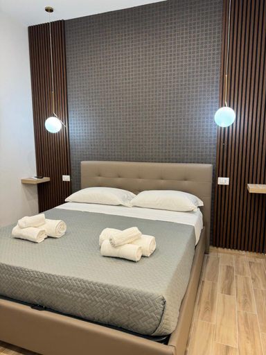 Bedroom 2, Maison Angioino, Napoli