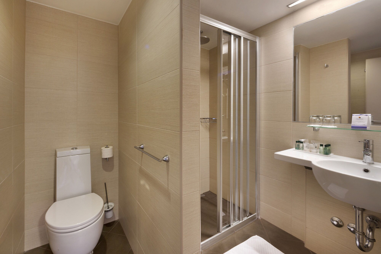 Bathroom, Hotel Materada Plava Laguna, Poreč