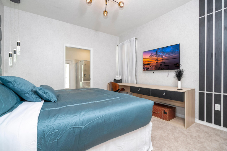 Bedroom 4, 4446 KR - 7BR Luxury Villa Opulent Oasis, Polk