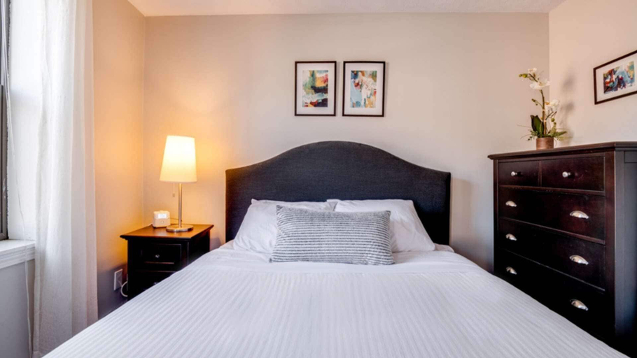 Bedroom 2, 19 Battery St, Boston