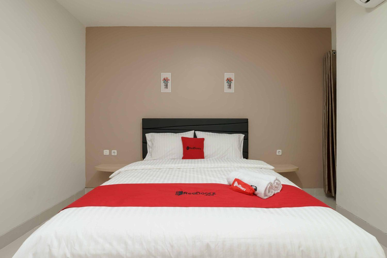 Bedroom 30