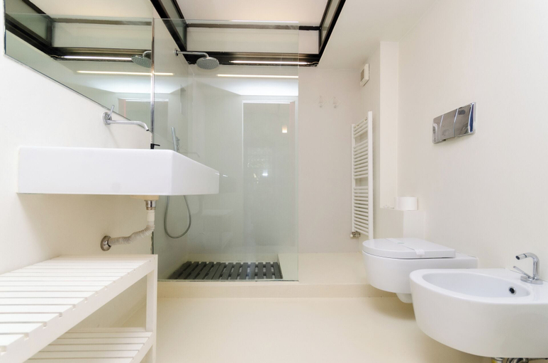 Bathroom 3, VivimiHome-Esclusivo loft con terrazzo, Milano