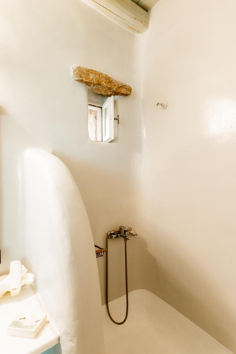 Shower 4, Honey Bee House, South Aegean