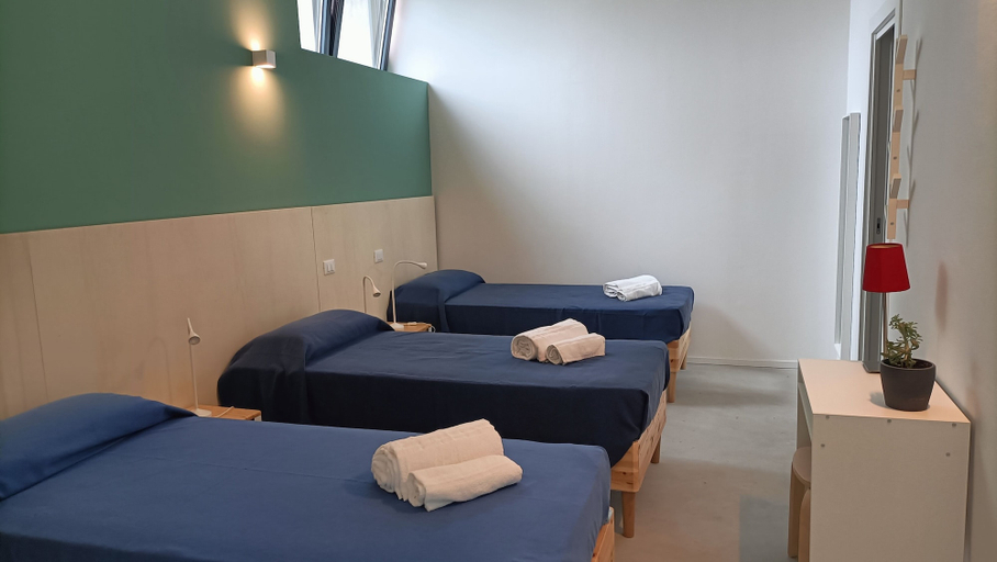 Bedroom 5, Bed and Bike Hostel, Bologna