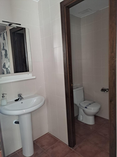 Bathroom, DELICIAS, Huesca