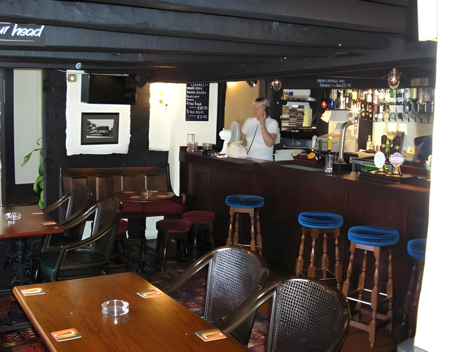 Food & Drinks 4, White Lion Hotel, Cheshire East