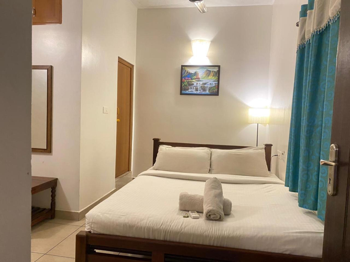 Bedroom 12