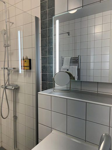 Bathroom 3, Hotell Ifohus, Bromölla