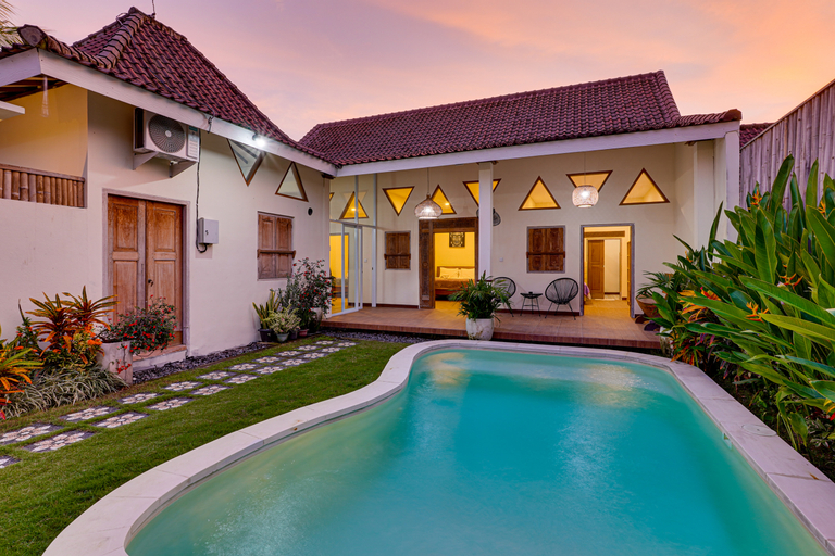 Villa Genta - Cemagi, Bali Near Pererenan Beach, Badung