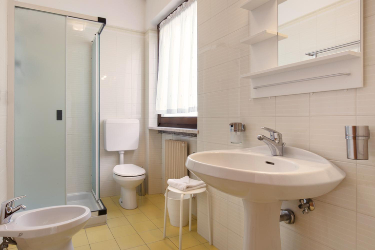 Bathroom 3, Residence il Cedro, Verona