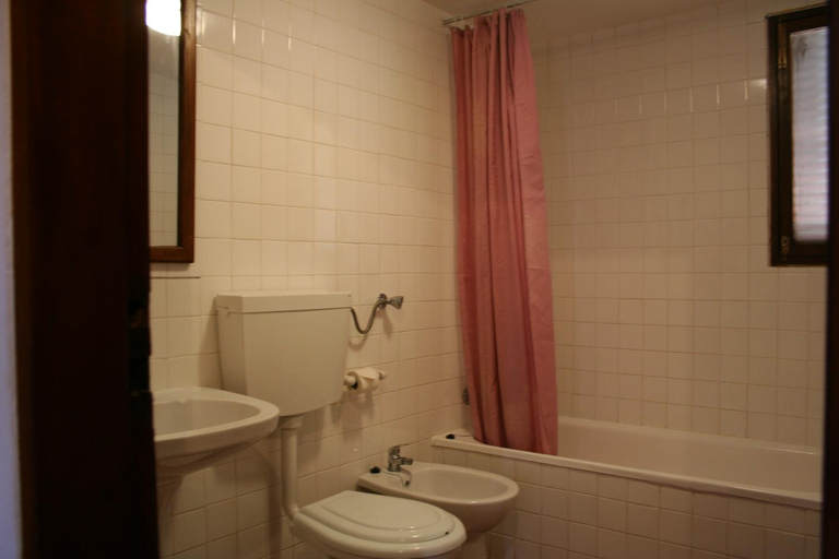 Bathroom 4, Aldeia da Falesia, Albufeira