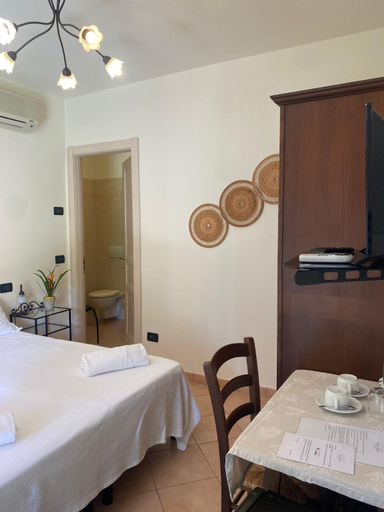 Bedroom 3, Villa Gaia, Livorno