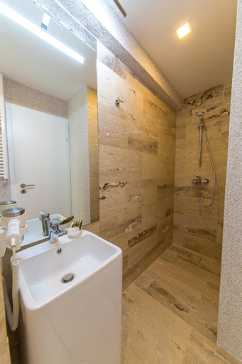 Bathroom 4, The Embassy Nord, Municipiul Bucuresti