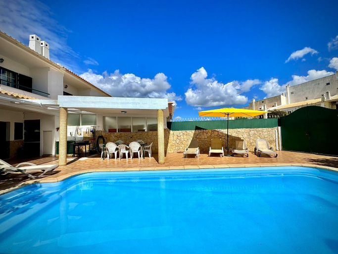 Others 5, Albufeira Summer Villa 1 With Pool by Homing, Albufeira
