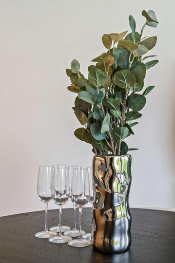 Others 2, Stylish Downtown Escape with Comforts, Luxembourg