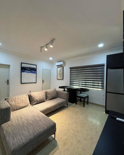 Others 4, Camille's Luxury Apartment, Eti-Osa