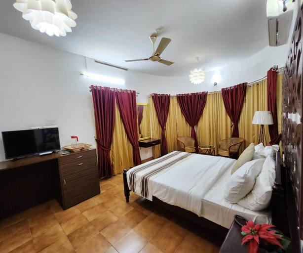 Bedroom, Bharatham Heritage Inn, Kannur