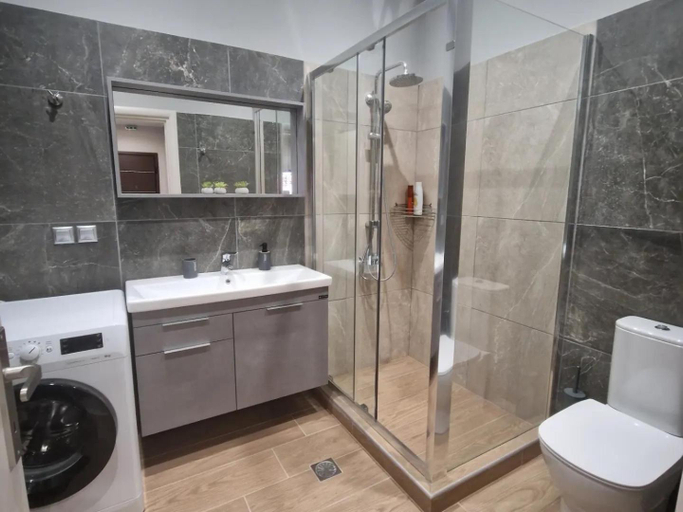Others 1, E&D Apartments, Central Greece