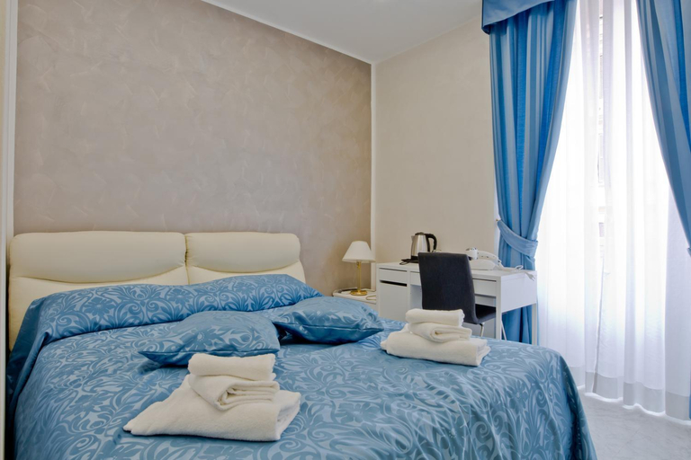 Bedroom 2, Oscar 2, Rome