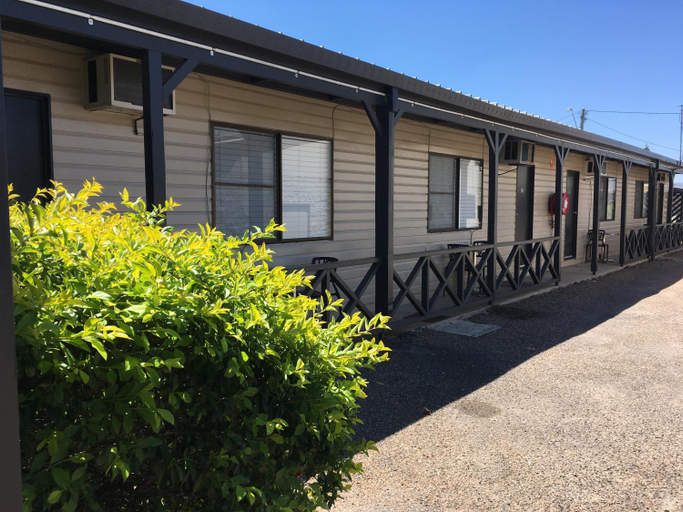 Exterior & Views 1, Pit Pony Hotel, Bowen