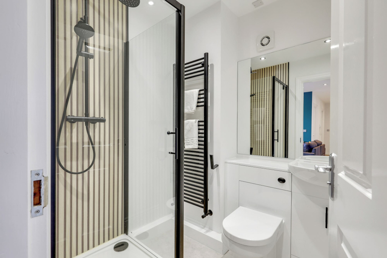 Bathroom, Darjeeling - North East Escapes, Northumberland