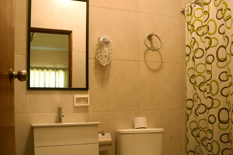 Others 4, Hostal Carlos Tenaud, Lima