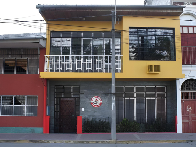 Others 2, Flying Dog Hostel Iquitos, Maynas