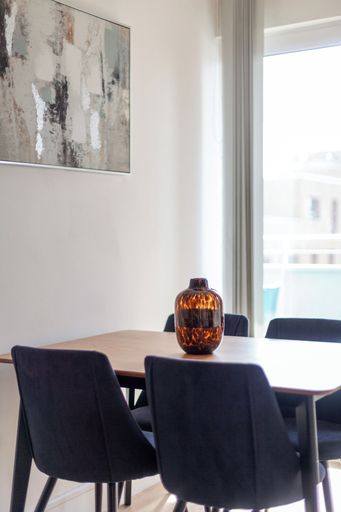 Others 5, Fabulous Flat in Prospect Park, London