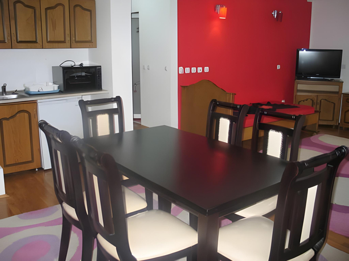 Others 5, Accommodation Royal Azur