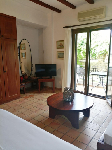 Facilities 5, Villa Dina, Epirus