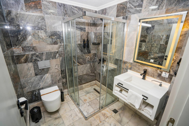 Others 3, 216 Station Suite Gebze, Gebze