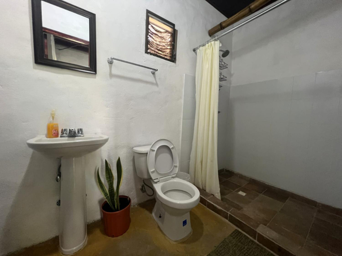 Bathroom 3, The Blue House Panama, Chame