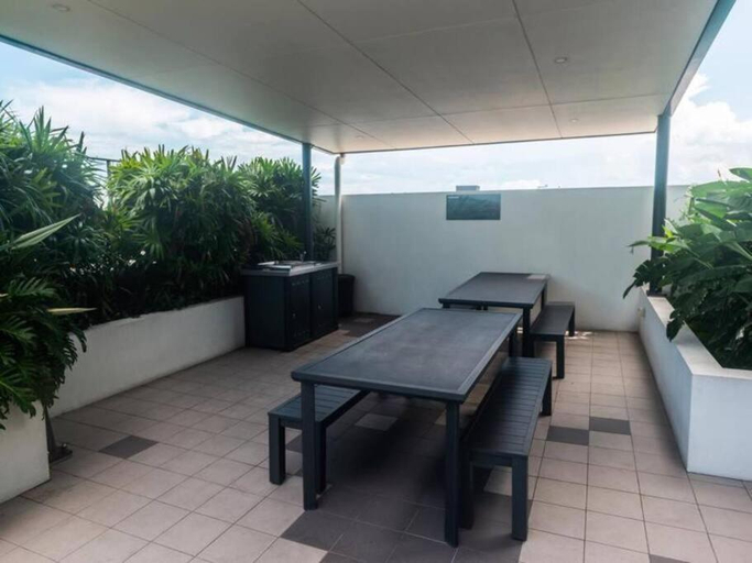 Exterior & Views, Excellent Location - Modern Hotel Room in Mackay, Mackay - Pt A