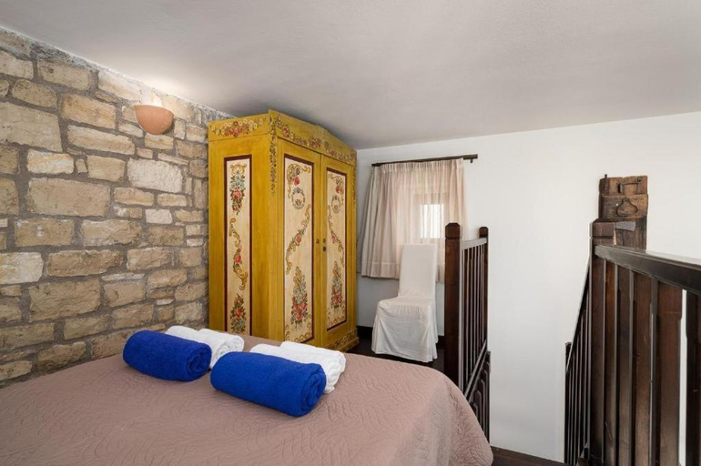 Bedroom 3, Orelia Cretan Deluxe Apartments, Faistos