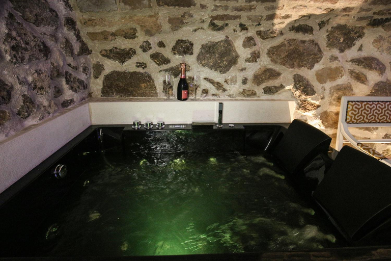 Others 2, B&B Domos Mi & Ro, Sassari