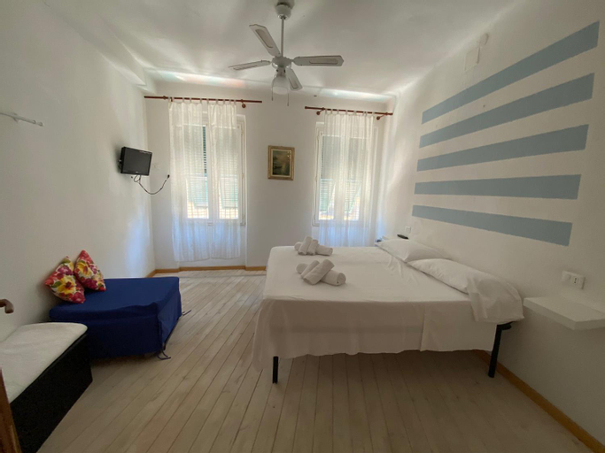 Bedroom 5, VERNAZZA Rooms & Apartments, La Spezia
