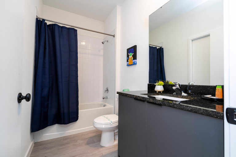 Bathroom, 3236 TT Hub Townhome: 3br, 3ba, Sleeps 8, Osceola