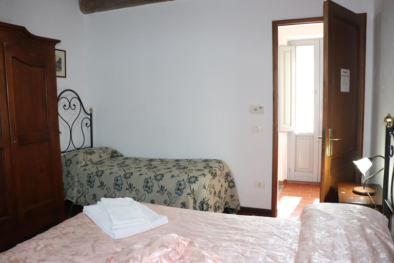 Others 5, Badia Il Vingone, Perugia