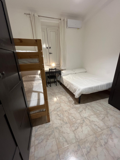 Bedroom 4, Scalo 71 GUEST HOUSE, Rome